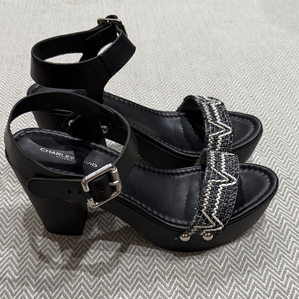 Charles David Black and Silver Platform Sandals Size 8